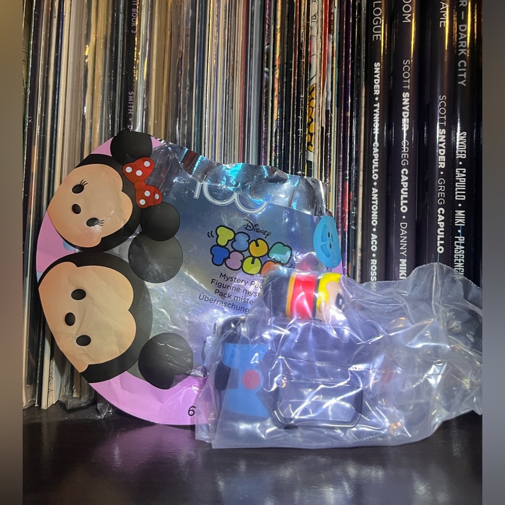 Disney Tsum Tsum series 5 (Mr. Incredible)